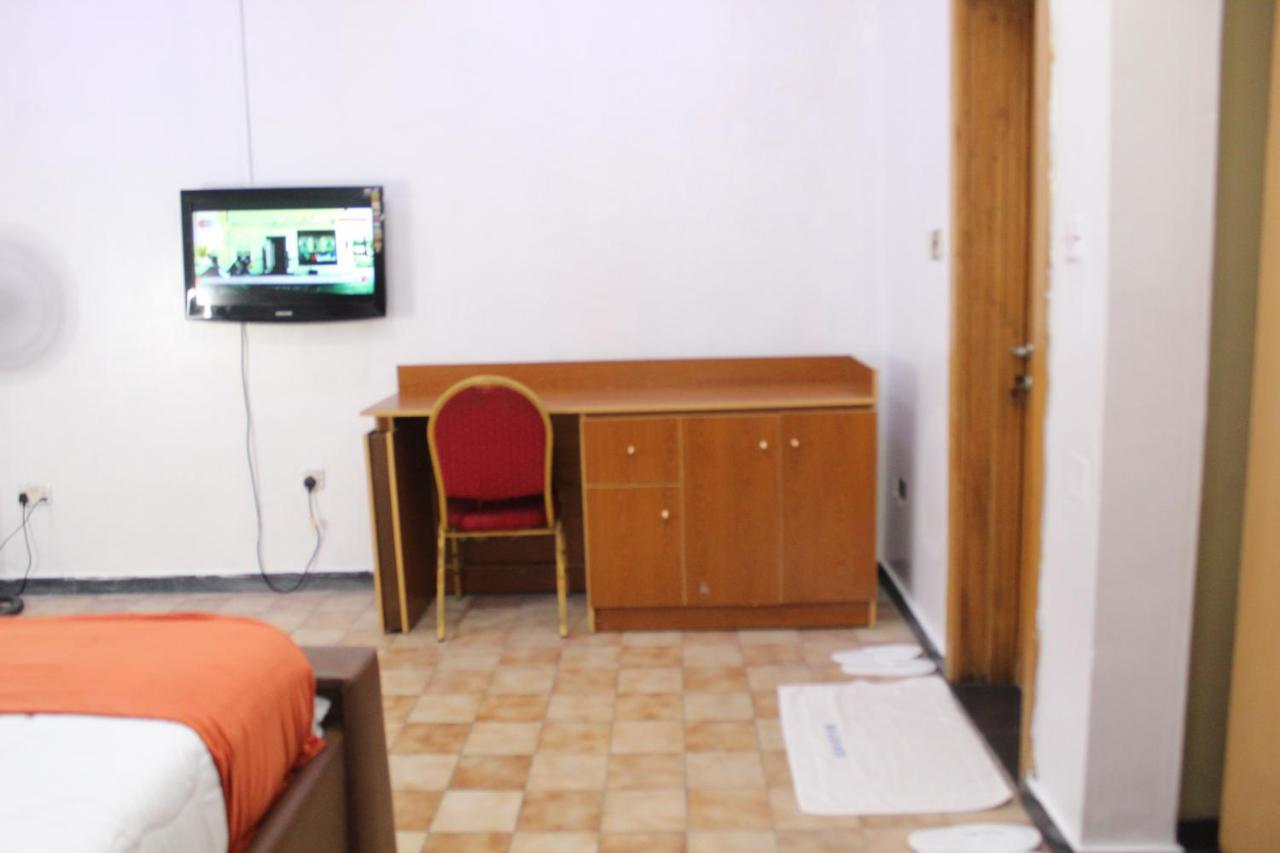 Blue Moon Hotels Victoria Island Lagos Exterior foto
