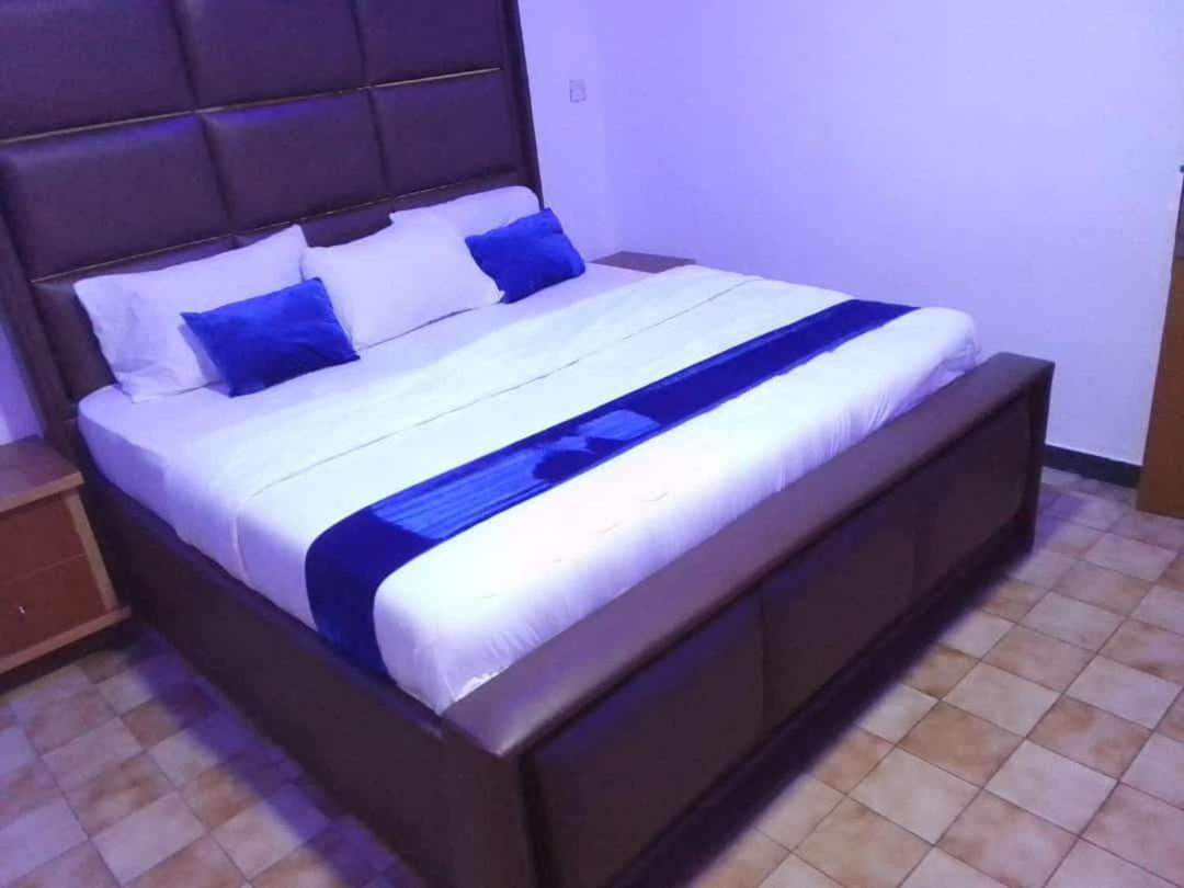 Blue Moon Hotels Victoria Island Lagos Exterior foto