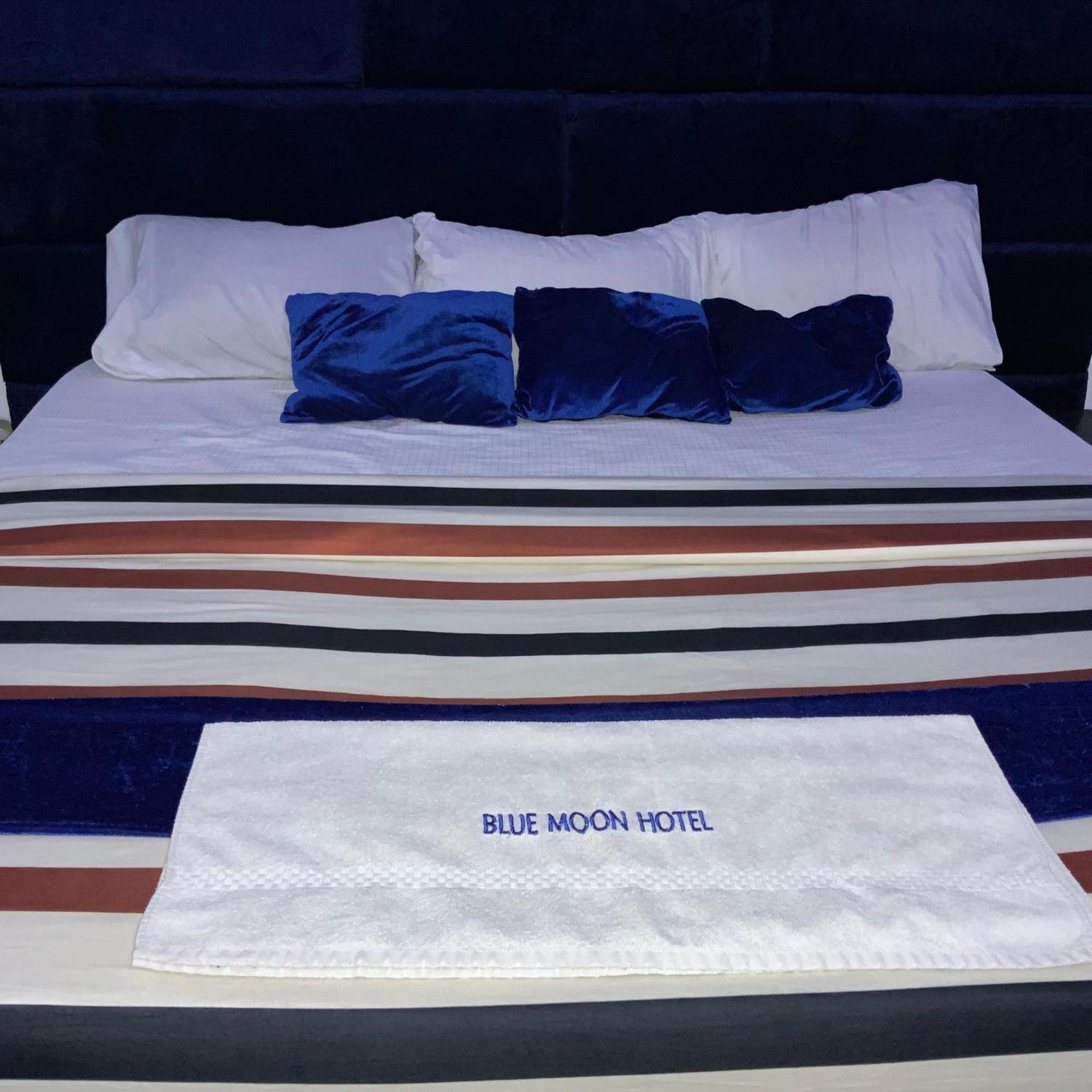 Blue Moon Hotels Victoria Island Lagos Exterior foto