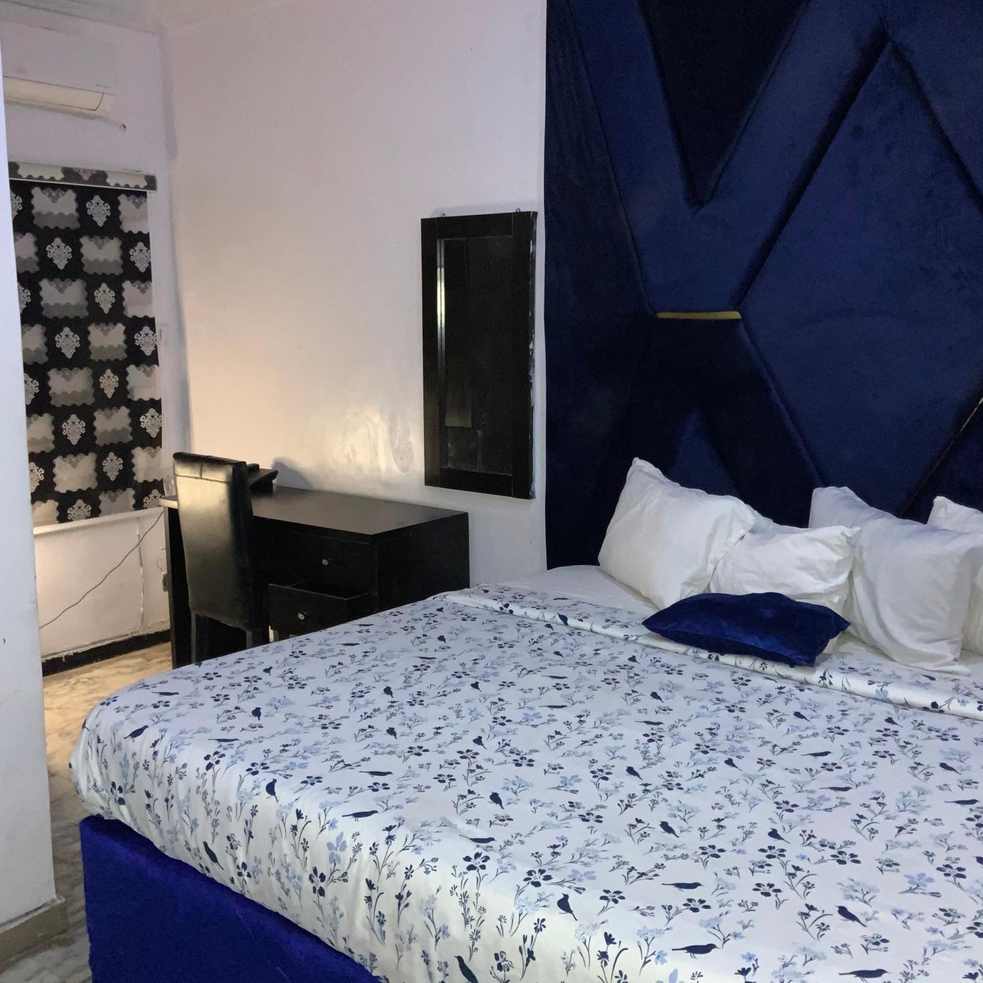 Blue Moon Hotels Victoria Island Lagos Exterior foto